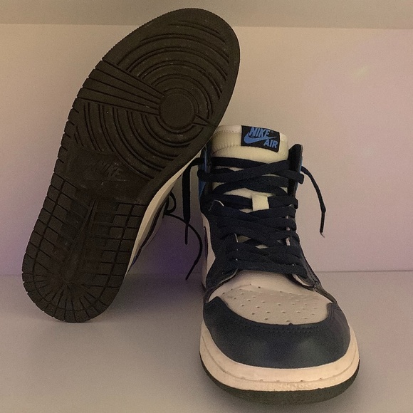 Men's Jordan 1 Obsidian - Picture 2 of 3